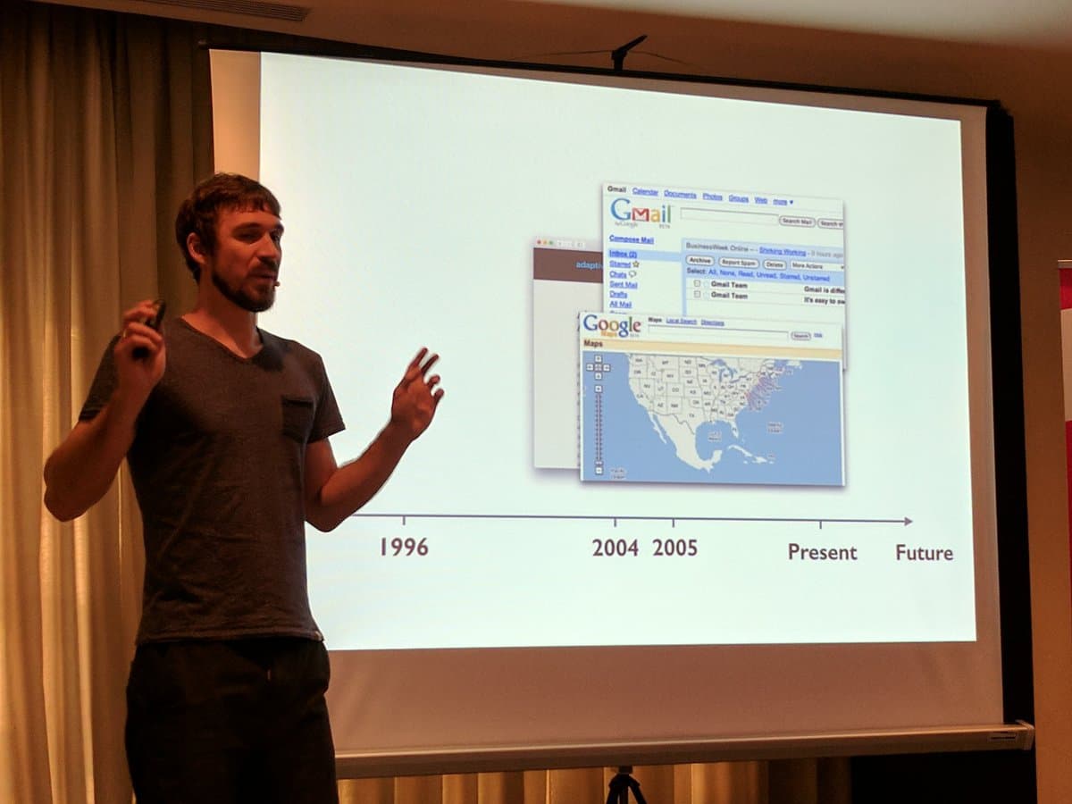 Gmail and Google Maps in the history of CSS with @okonetchnikov at @ReactAlicante https://t.co/3zfpAp2WqS