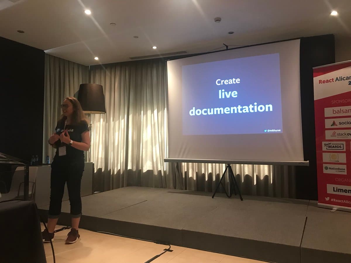 @mlthuret talking about documentation and Visual Regression Testing with StoryBook #ReactAlicante #NiceTalk https://t.co/3trWkSmlIK
